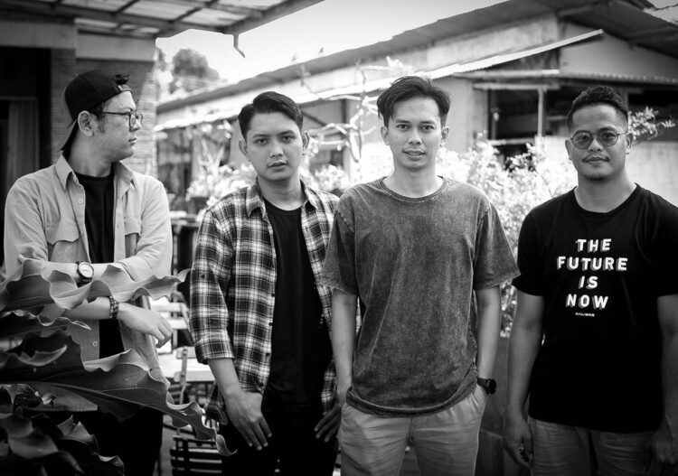 Wethefeelings Unsatisfied