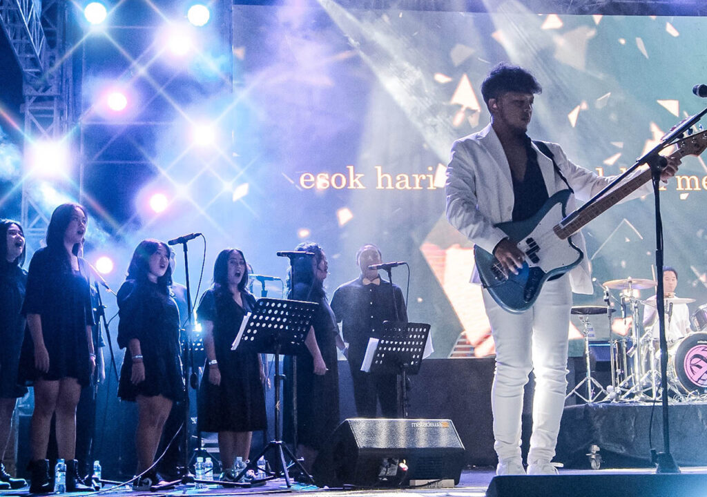 Perayaan Patah Hati Versi Orkestra