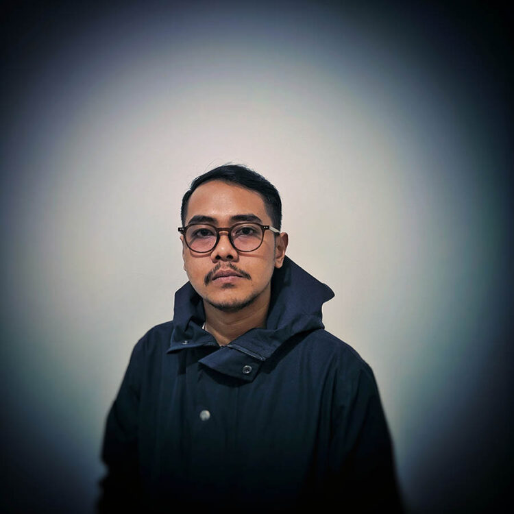 Teddy Janitra Mencari Damai