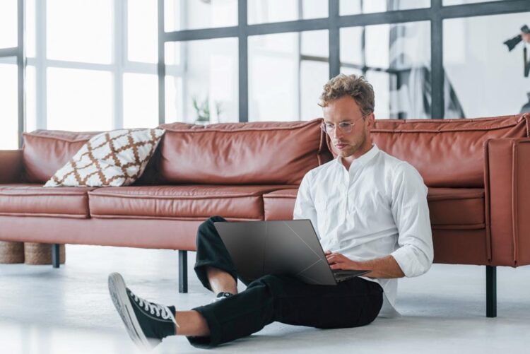 Laptop PC AI ASUS Zenbook 14 OLED (UM3406HA)