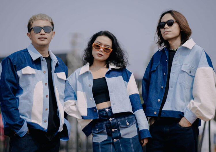 The Latifa Pergi Sebentar