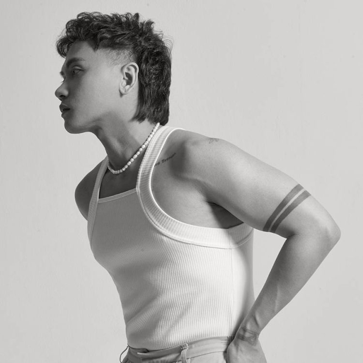 Raditya Arie Kiss Me Again