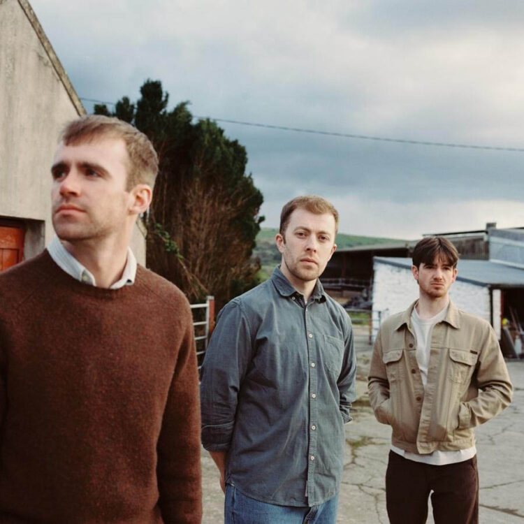 Kingfishr Next To Me