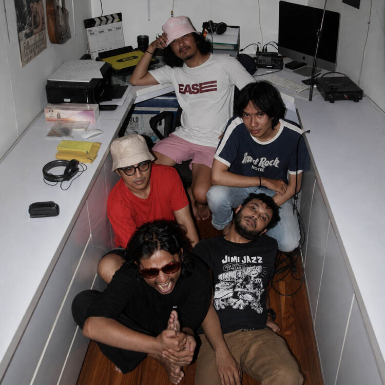 Visual Disorder ngawapayauB
